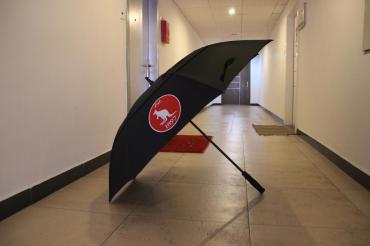 Golf Umbrella exported to UK